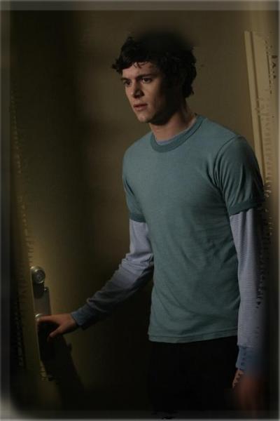 Adam Brody